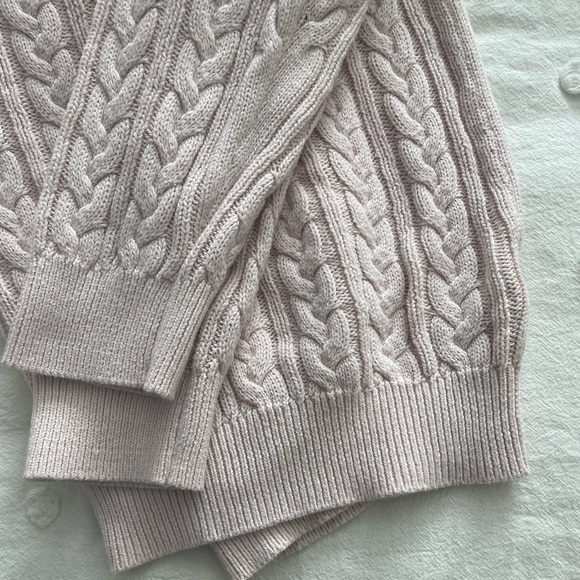 Pink Sweater - H&M - Picture 2 of 3